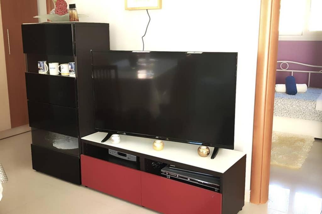Renovated Lovely Apartment Near Airport & Sea Pórto Ráfti Екстериор снимка